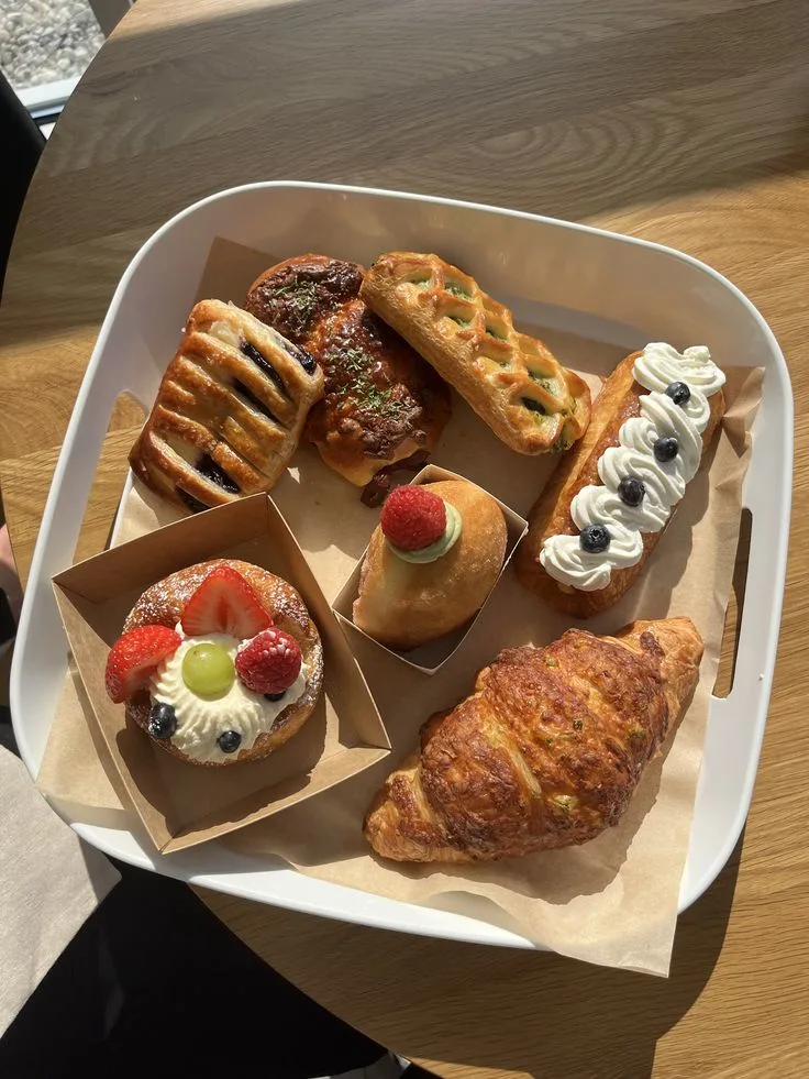 Bakeries & Cafes